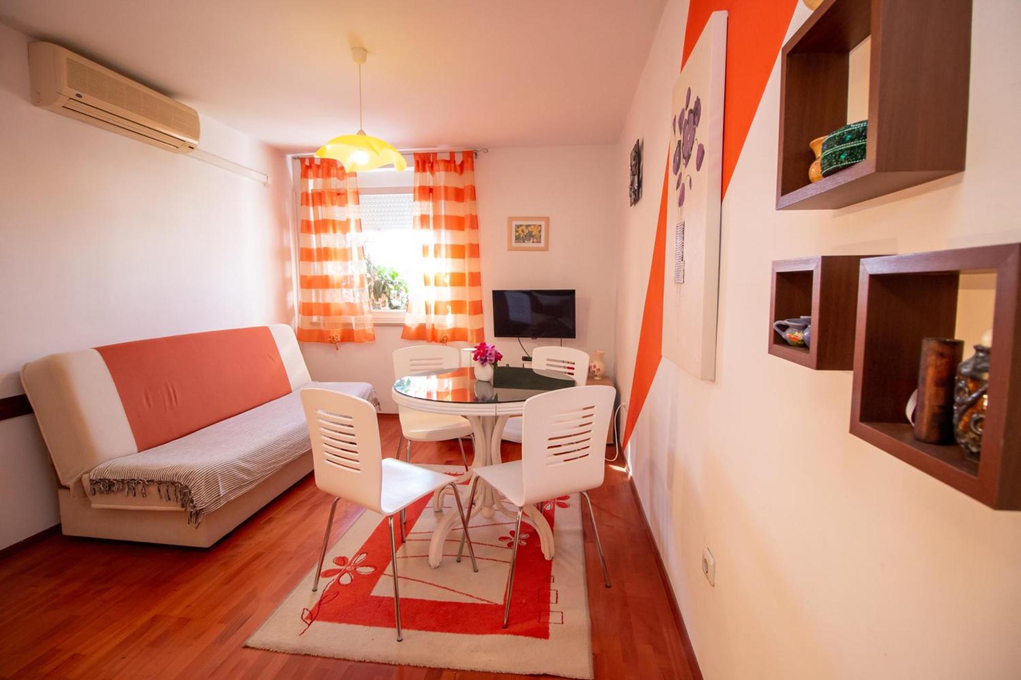 Apartment Un Chat Ρόβινι Εξωτερικό φωτογραφία